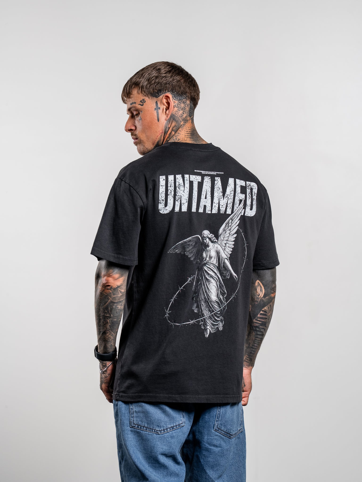 STONE ANGEL GRAPHIC T-SHIRT