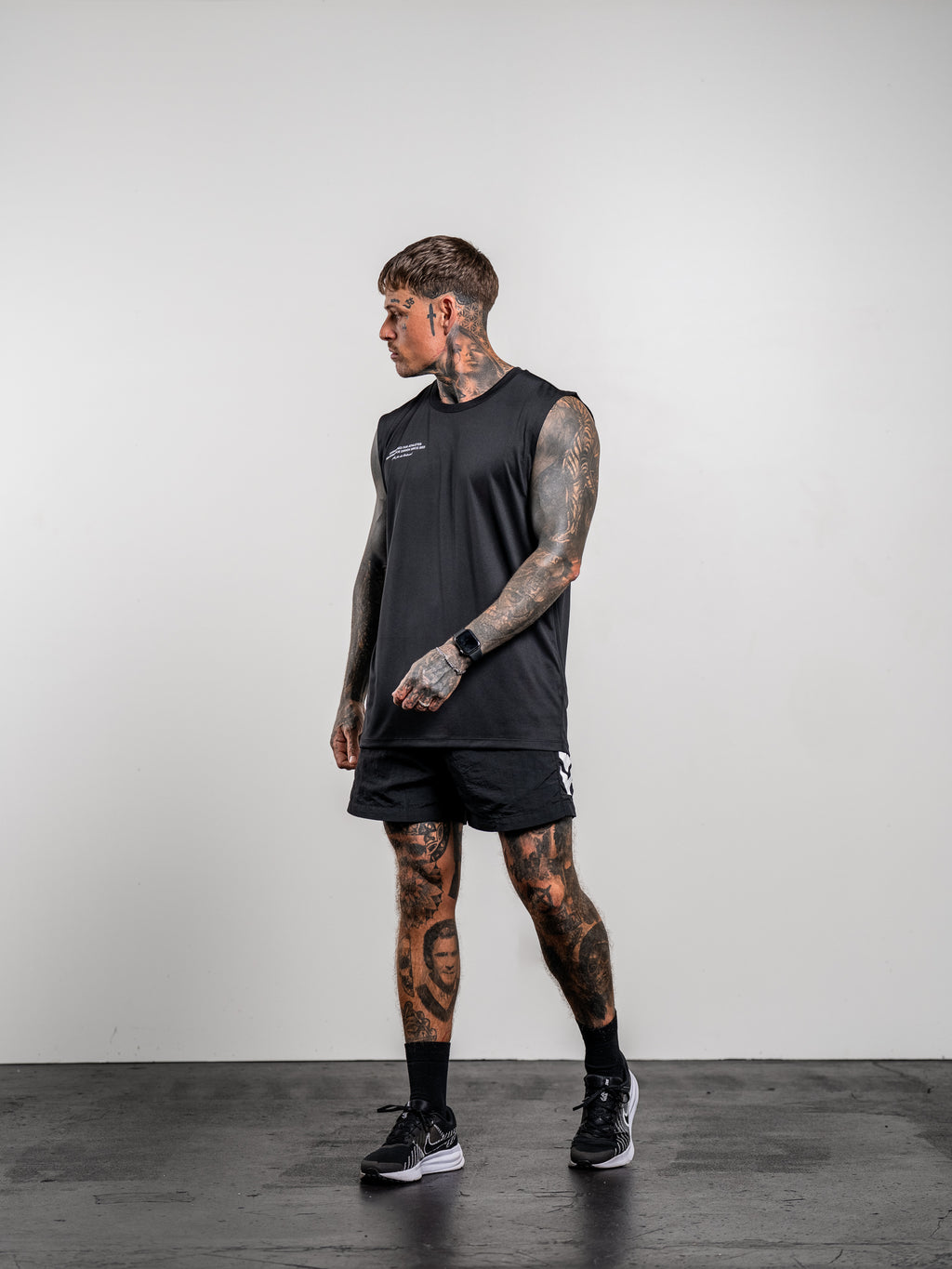 PERFORMANCE TANK BLACK