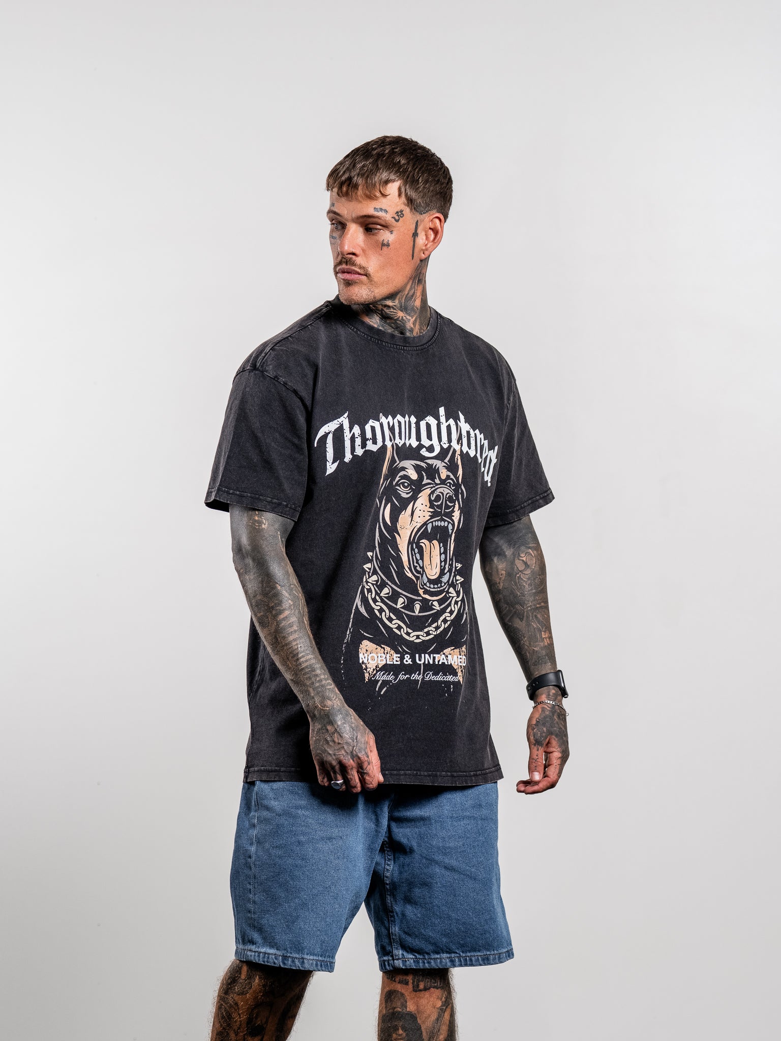 DOBERMAN GRAPHIC T-SHIRT